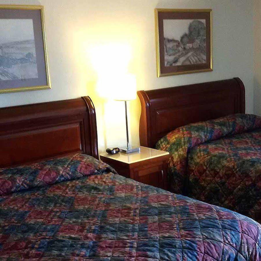 סטיבנס פוינט Hotel Blue Top Inn מראה חיצוני תמונה
