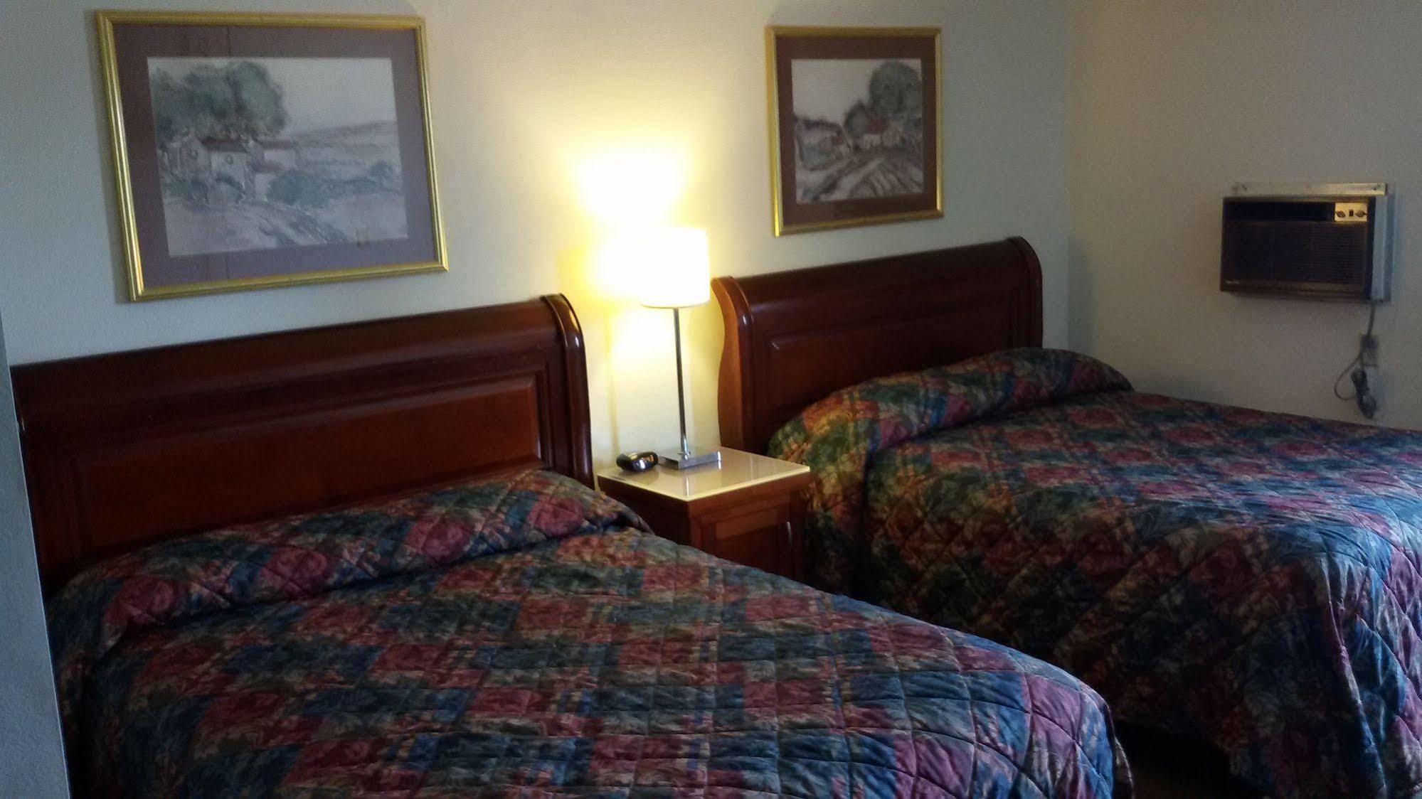 סטיבנס פוינט Hotel Blue Top Inn מראה חיצוני תמונה